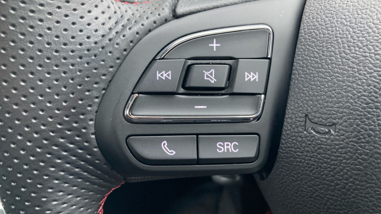 MG Hs 1.5 T-GDI Exclusive 5dr Petrol Hatchback